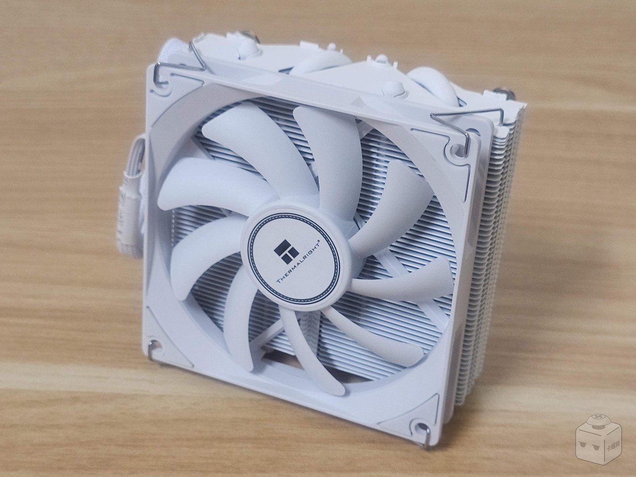 Featured image of post [開箱] Thermalright 利民 AXP90-X47 WHITE 白化下吹式 CPU 散熱器
